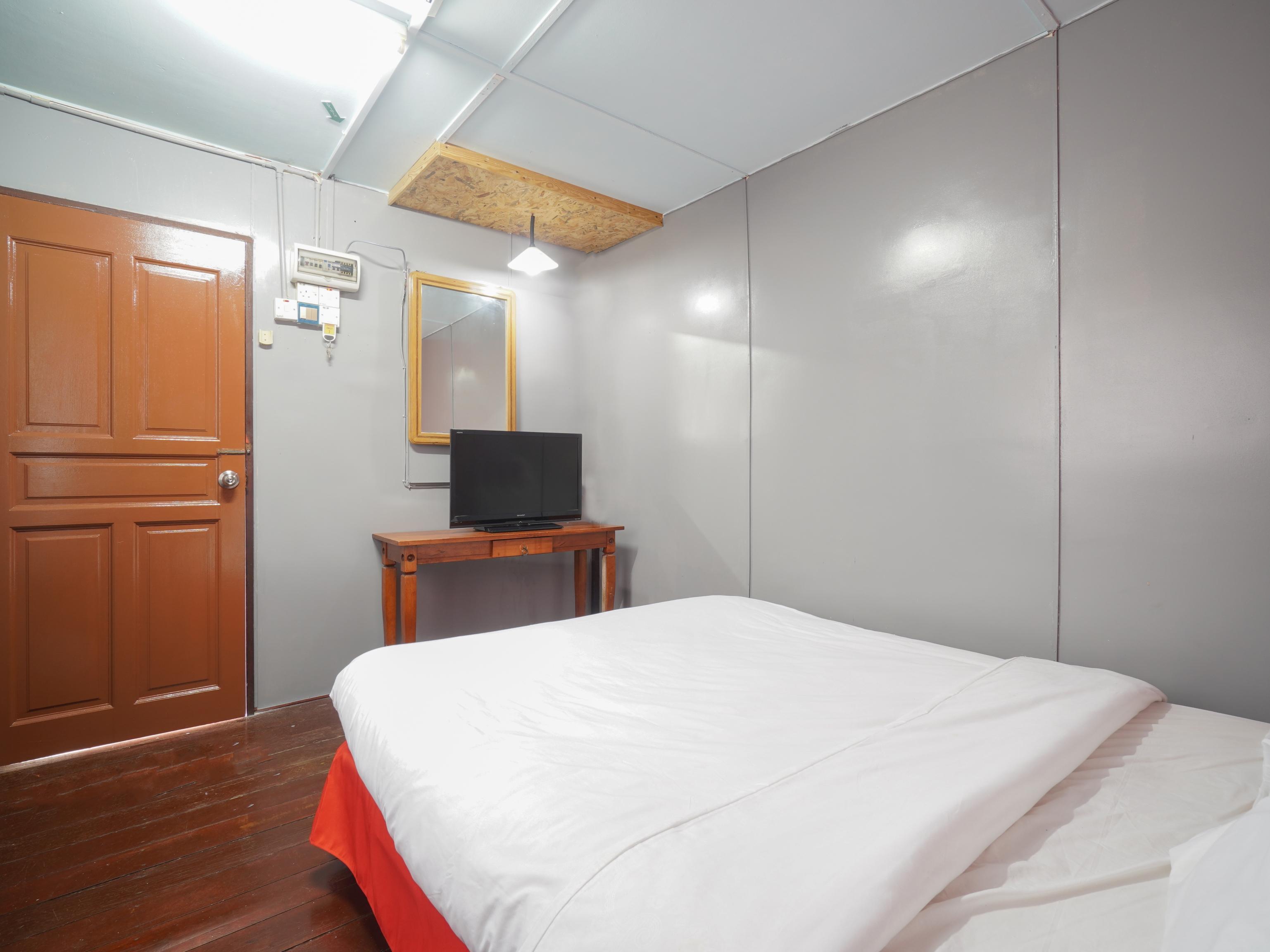 Oyo 89646 Panvill Resort Kampung Teluk Nipah Buitenkant foto