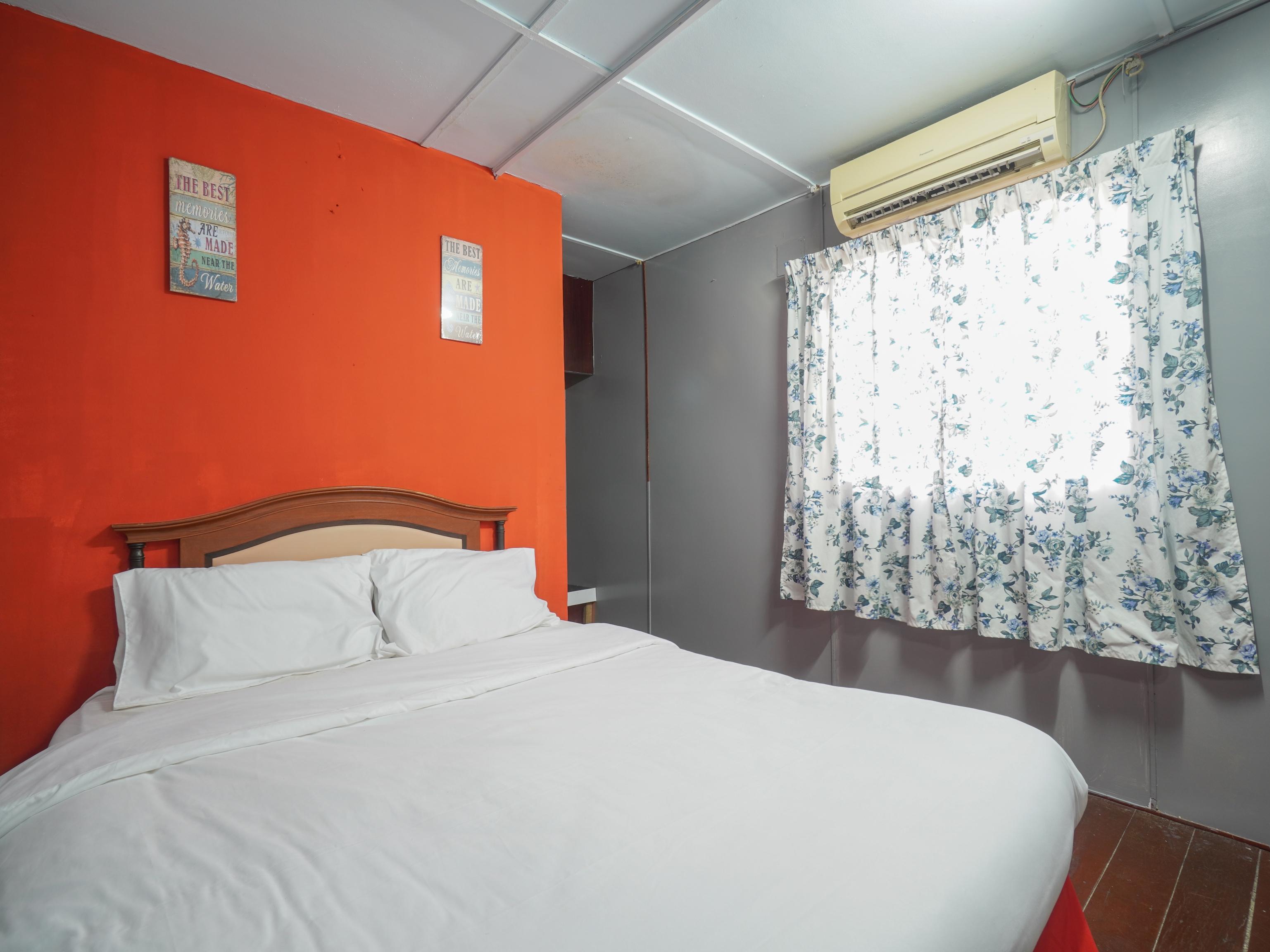 Oyo 89646 Panvill Resort Kampung Teluk Nipah Buitenkant foto