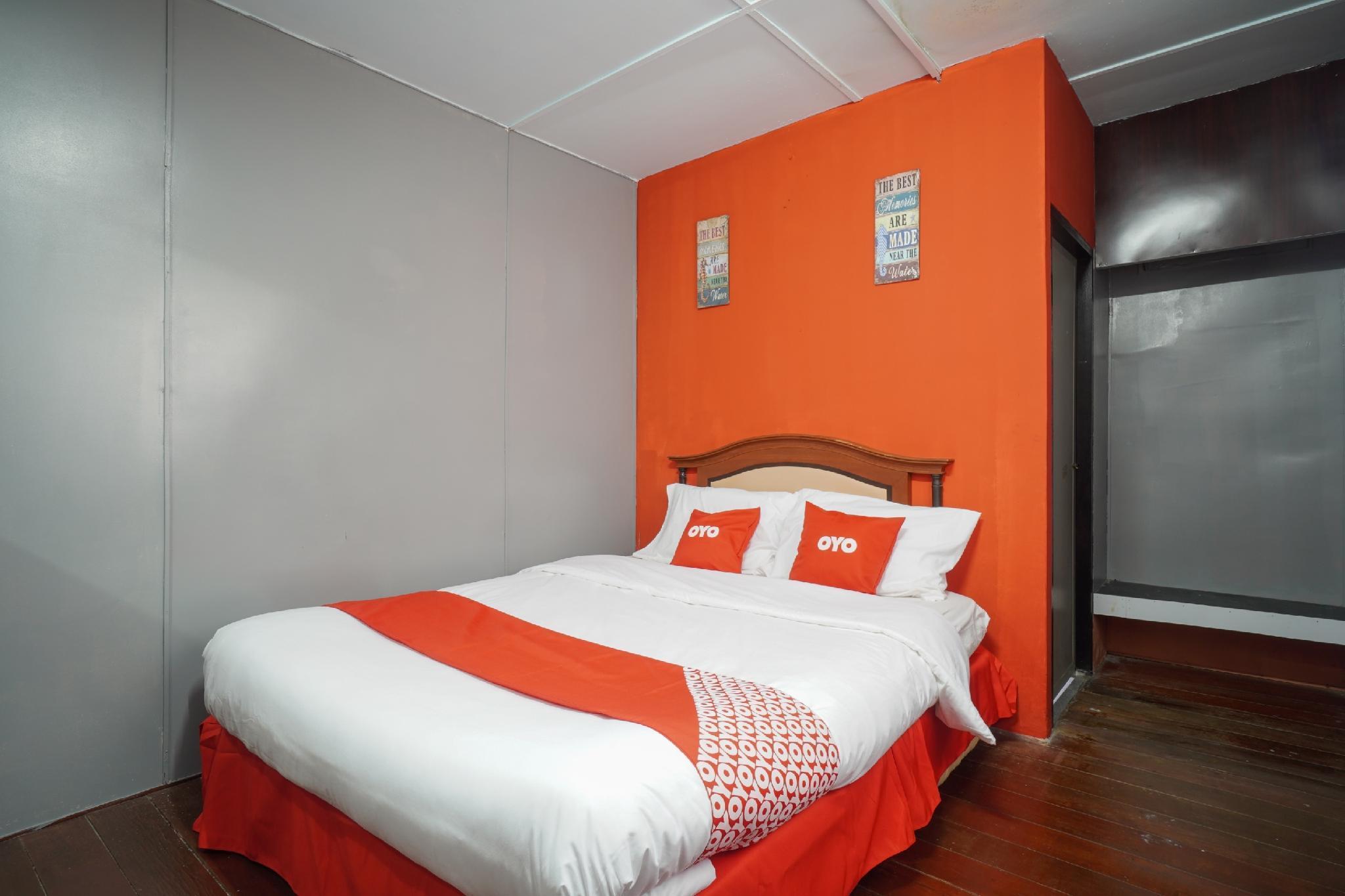Oyo 89646 Panvill Resort Kampung Teluk Nipah Buitenkant foto