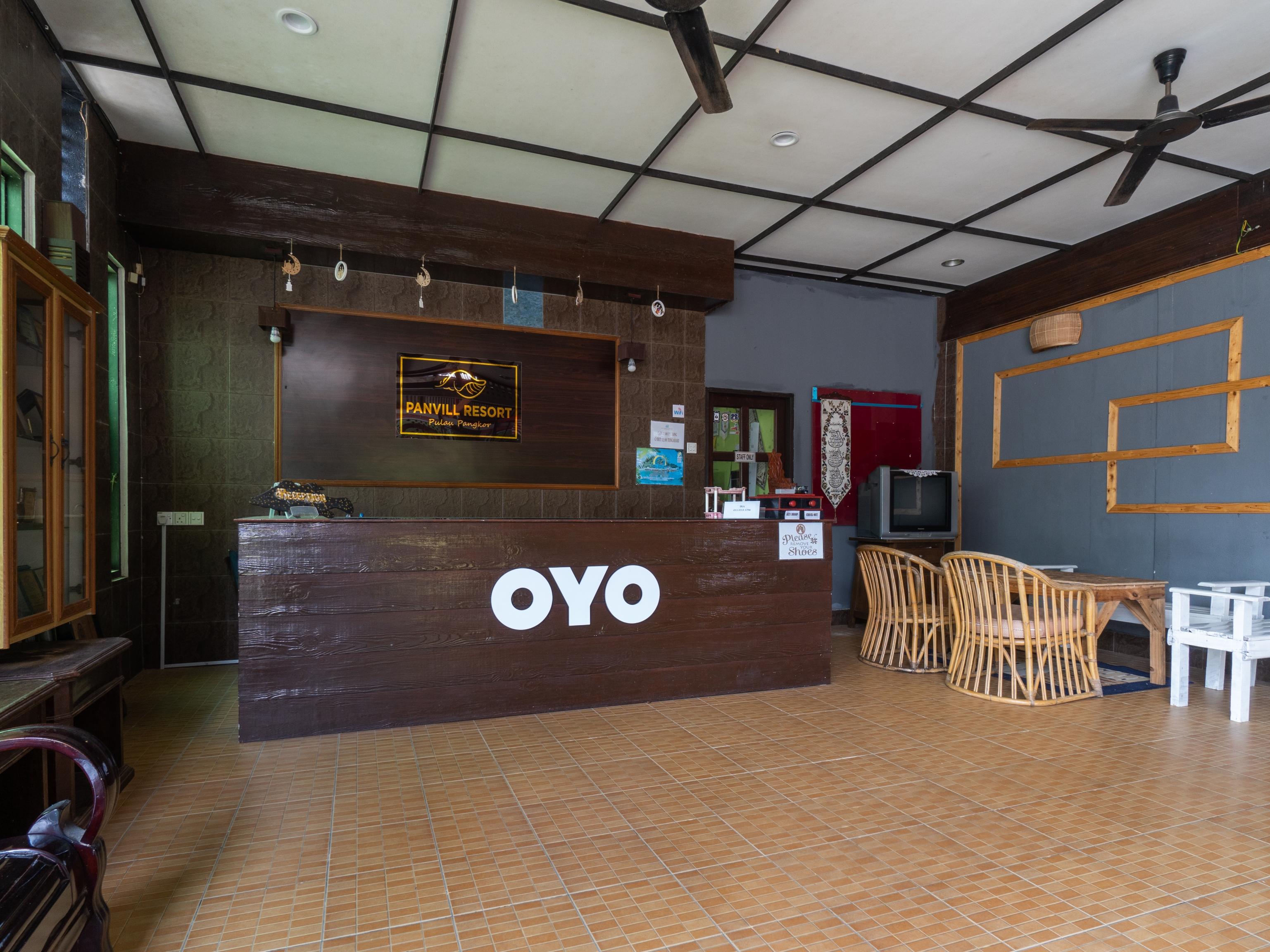 Oyo 89646 Panvill Resort Kampung Teluk Nipah Buitenkant foto
