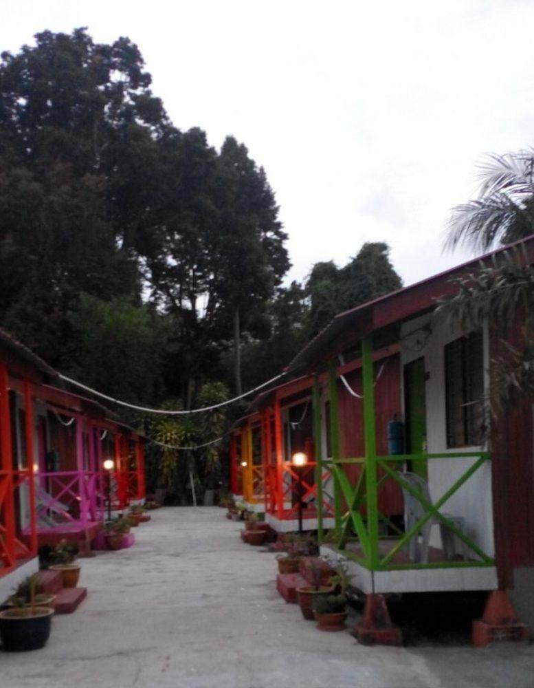 Oyo 89646 Panvill Resort Kampung Teluk Nipah Buitenkant foto